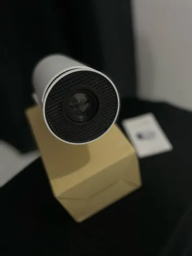 Projetor Inteligente HY300 - na caixa