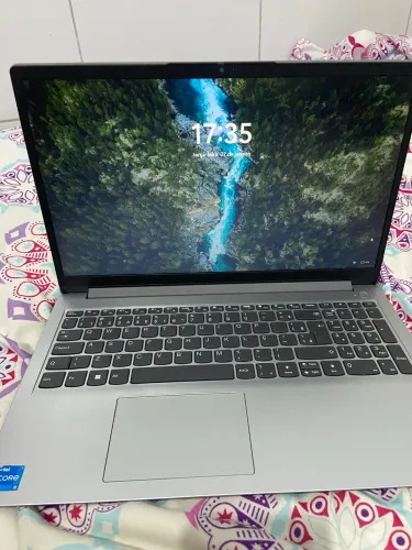 Notebook Lenovo i5 - 512G