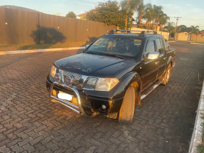 Nissan Frontier SEL CD 4X4 2.5 TB Diesel 2008
