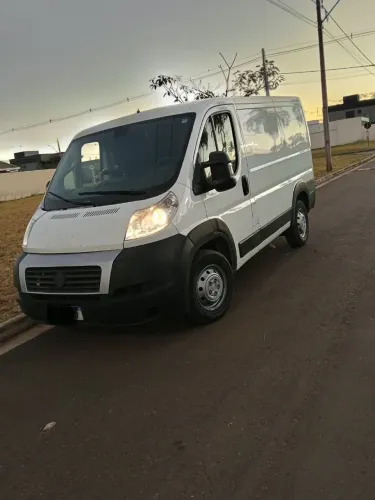 Fiat Ducato Cargo Curto 2.3 16V Diesel 2019
