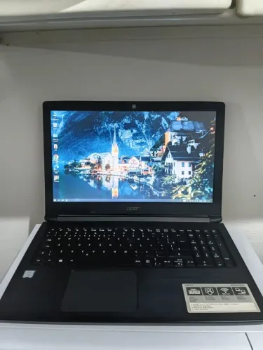 Notebook Acer Core i3/Com 4GB de RAM DDR4/HD de 1TB/Windows 10/Funcionando perfeitamente !