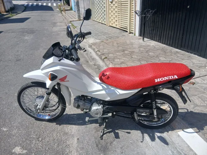 Moto em perfeito estado