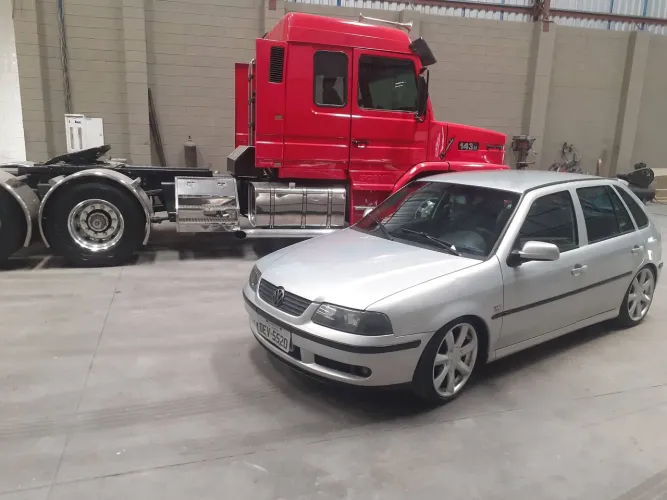 Volkswagen Gol Geração III 1.0 MI 16V Turbo Gasolina Mec. 4P 2001