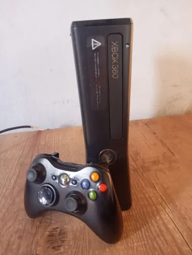Xbox 360+ HD com jogos