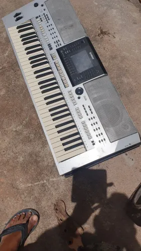 Teclado música yamaha retirada de peças 