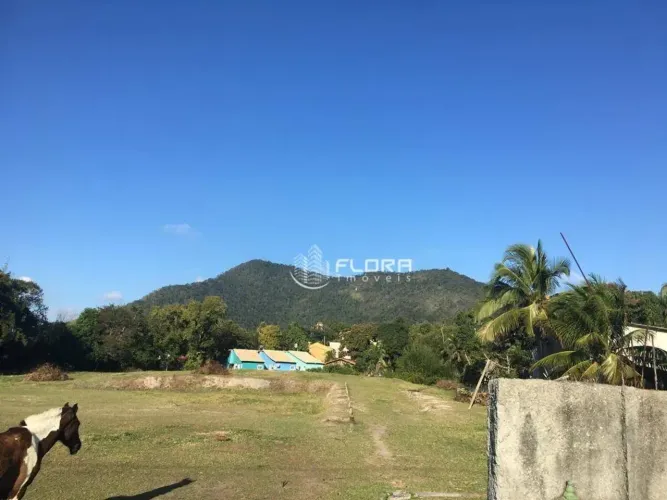 Área à venda, 7250 m² por R$ 3.500.000,00 - Ubatiba - Maricá/RJ