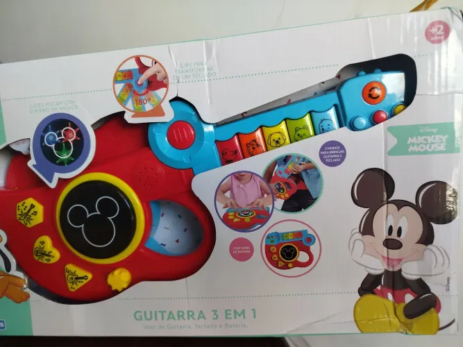 Guitarra musical Mickey