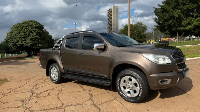 Chevrolet S10 Pick-up LTZ 2.4 F.power 4X2 CD 2014