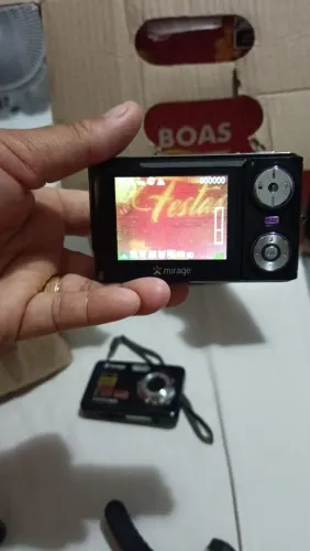 Câmera digital mirage 14 megapixels funcionando 