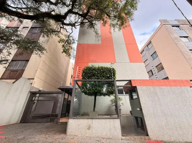 Apartamento Duplex para alugar em Maringá, Zona 07, com 4 quartos, com 224.61 m²