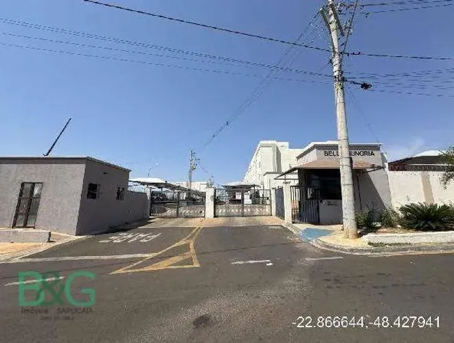 Apartamento à venda, 39 m² por R$ 100.741,08 - Vitoriana - Botucatu/SP