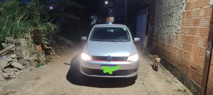 Volkswagen Fox 1.6 MI Total Flex 8V 5P 2012