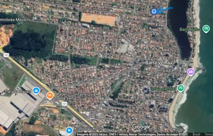 OPORTUNIDADE NO CENTRO DE BARRA VELHA - R$ 540.000 (Aceita Permuta por Sítio Escriturado!