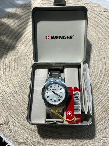Relógio suíço novo 100 por cento original valor R$1.600,00