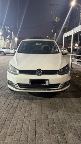 Volkswagen Fox Comfortline 1.0 Flex 8V 5P 2015