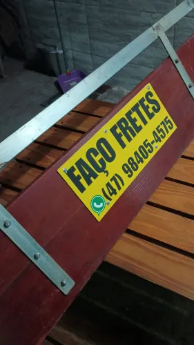 Frete pequenas mudanças motos