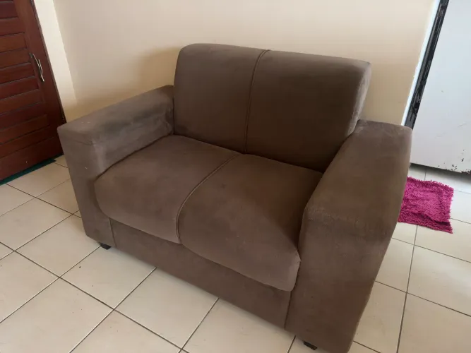 Sofá 2 lugares 