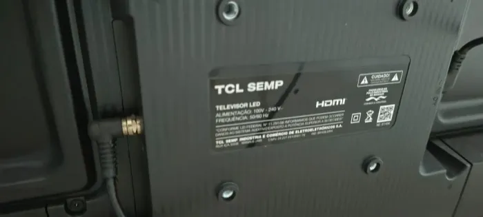 TV Semp 43 polegadas.