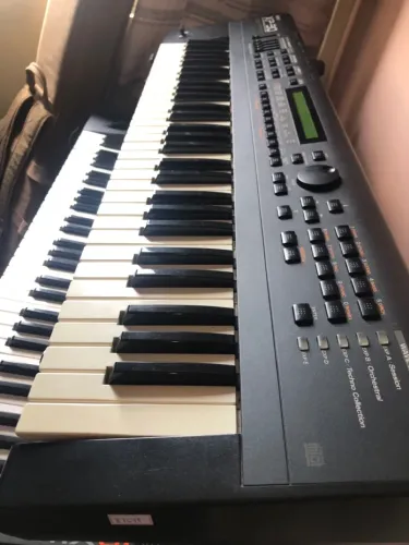Teclado musical Roland XP30