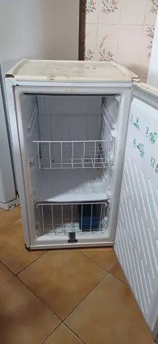 Mini freezer 66 Litros