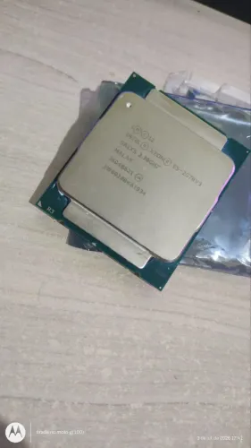 Xeon E5-2670 v3