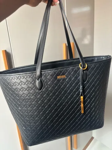 Bolsa Santa Lola