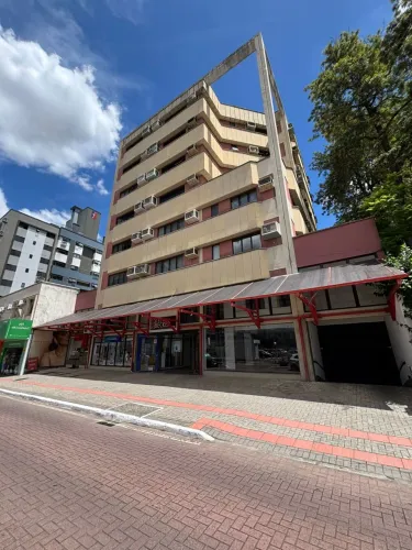 Box para venda em Criciúma - Centro