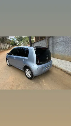 Volkswagen Up! High I Motion 1.0 T. Flex 12V 5P 2016