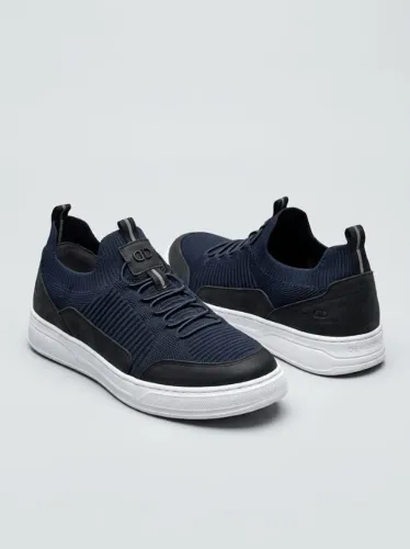 Tênis Slip On Azul Marinho/Democrata Originals/Cano curto/Tecido Knit sem cadarço.