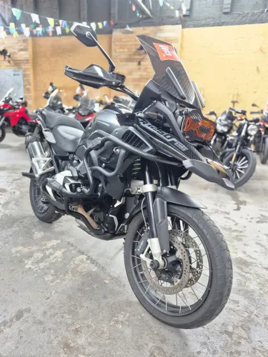 Bmw 1250 gs 719 triple Black