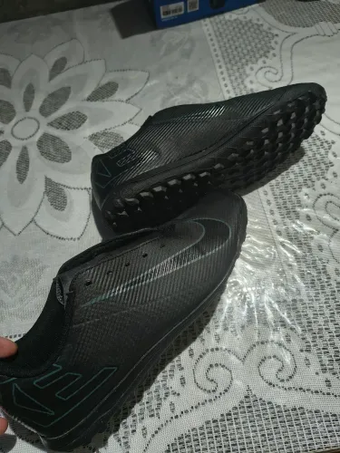 Chuteira society Nike