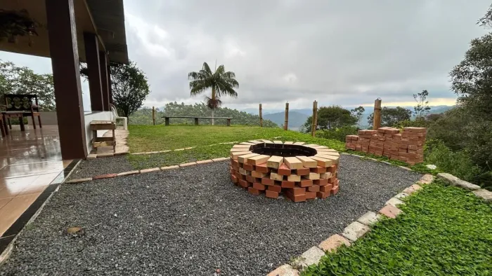 Sítio espetacular em Santa Teresa, vista incrível e clima de montanha