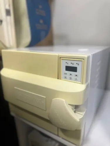 AUTOCLAVE 220