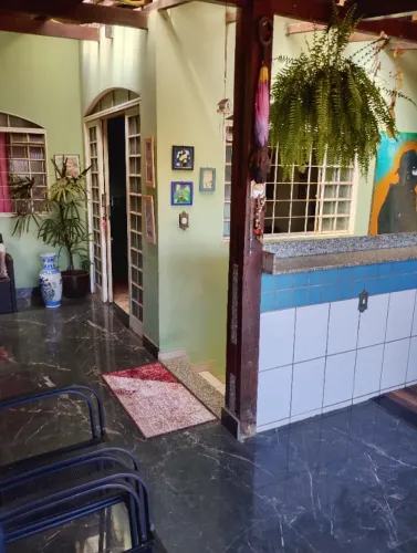 Prédio/Guará II VC mora na Cobertura e tem a renda de vários imóveis Apts/Loja