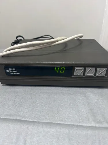 ? Conversor/Decodificador de TV Jerrold General Instrument ?