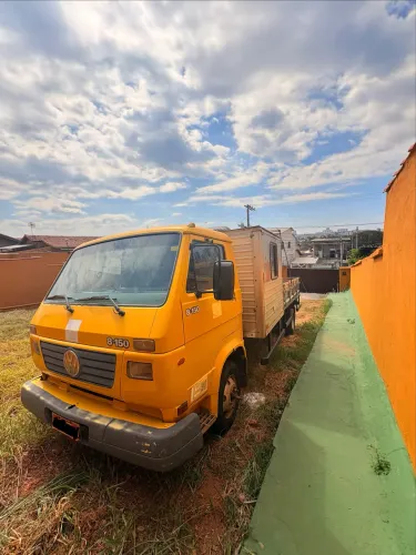 Caminhão Volkswagen 8.150