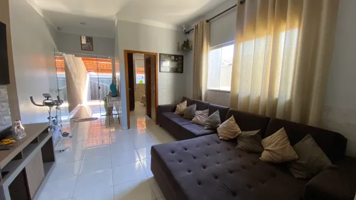 Casa com 3 quartos no Residencial Alphaville