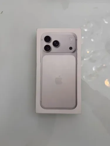 iPhone 17 Pro Max 256GB Prata - NOVO NA CAIXA!!