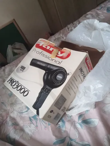 Secador de cabelo na caixa
