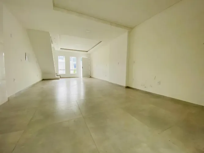 SOBRADO EM ITAPEMA, COM 03 DORMS., 02 VAGAS FINANCIÁVELl!!! Morretes