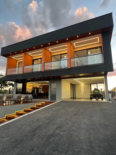 Vendo Belíssima Casa no Lago Corumbá IV - Vista Permanente
