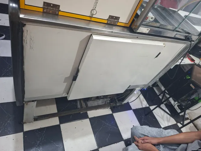 Balcão Expositora Refrigerada 1,50m LED Azul - Gela Perfeitamente 220V