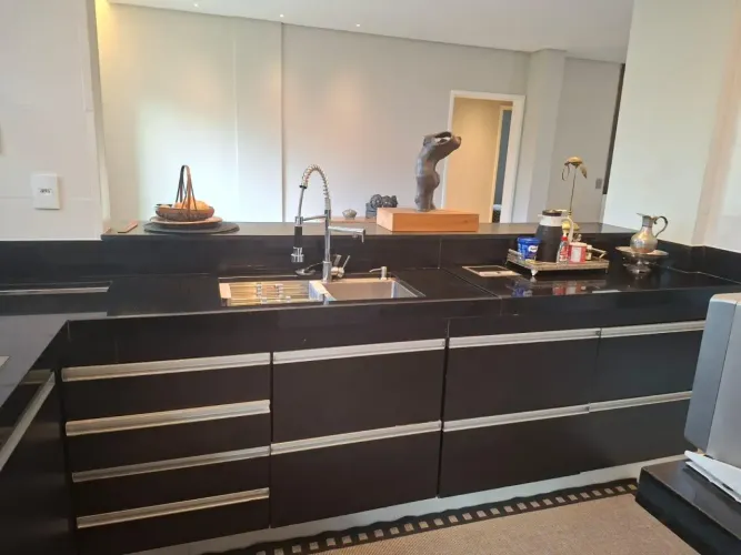 Apartamento 3 quartos à venda, 3 quartos, 1 suíte, 2 vagas, Vila Paris - Belo Horizonte/MG