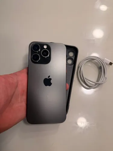 iPhone 15 pro max 256gb, telefone com tela trocada 