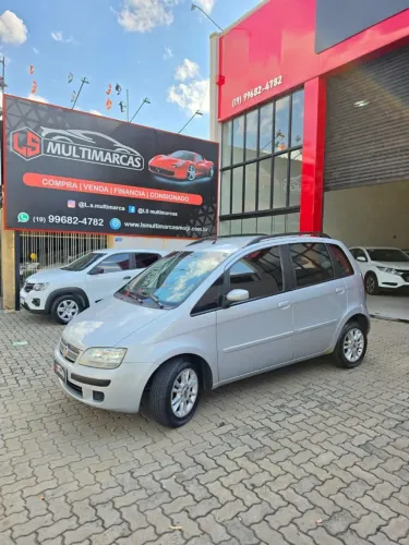Fiat Idea ELX 1.4 MPI Fire Flex 8V 5P 2009