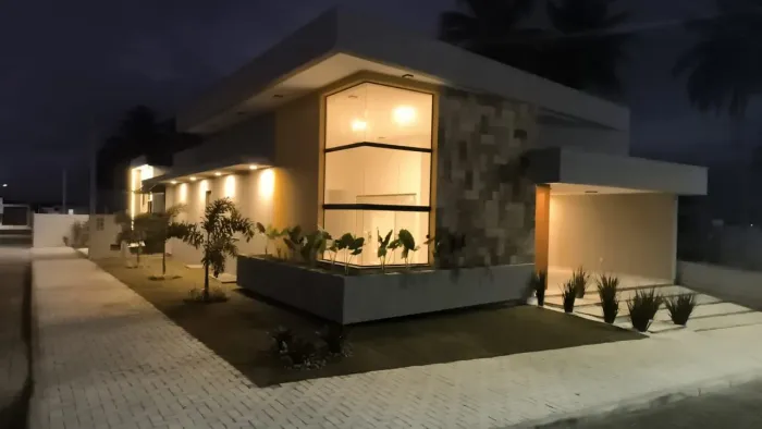 Casa no Condomínio Cajupiranga Clube