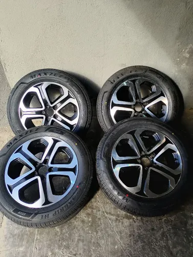 Lindas rodas da HRV nunca usada  