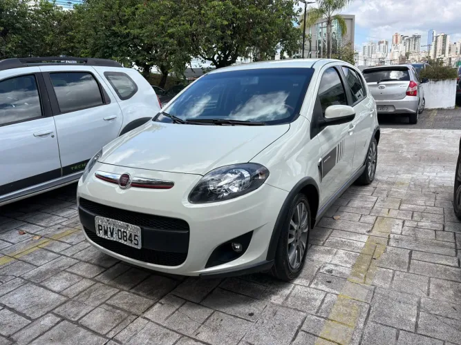 Fiat Palio Sporting 1.6 Flex 16V 5P 2016