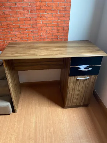Mesa escrivaninha mdf