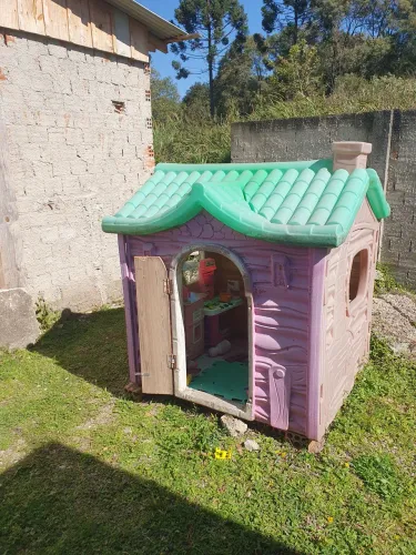 Cazinha de criança,só da uma geral fica top *